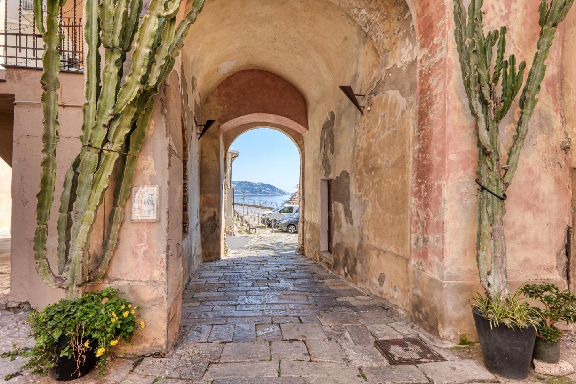 Apartmán Casa Dritta Bordighera Exteriér fotografie
