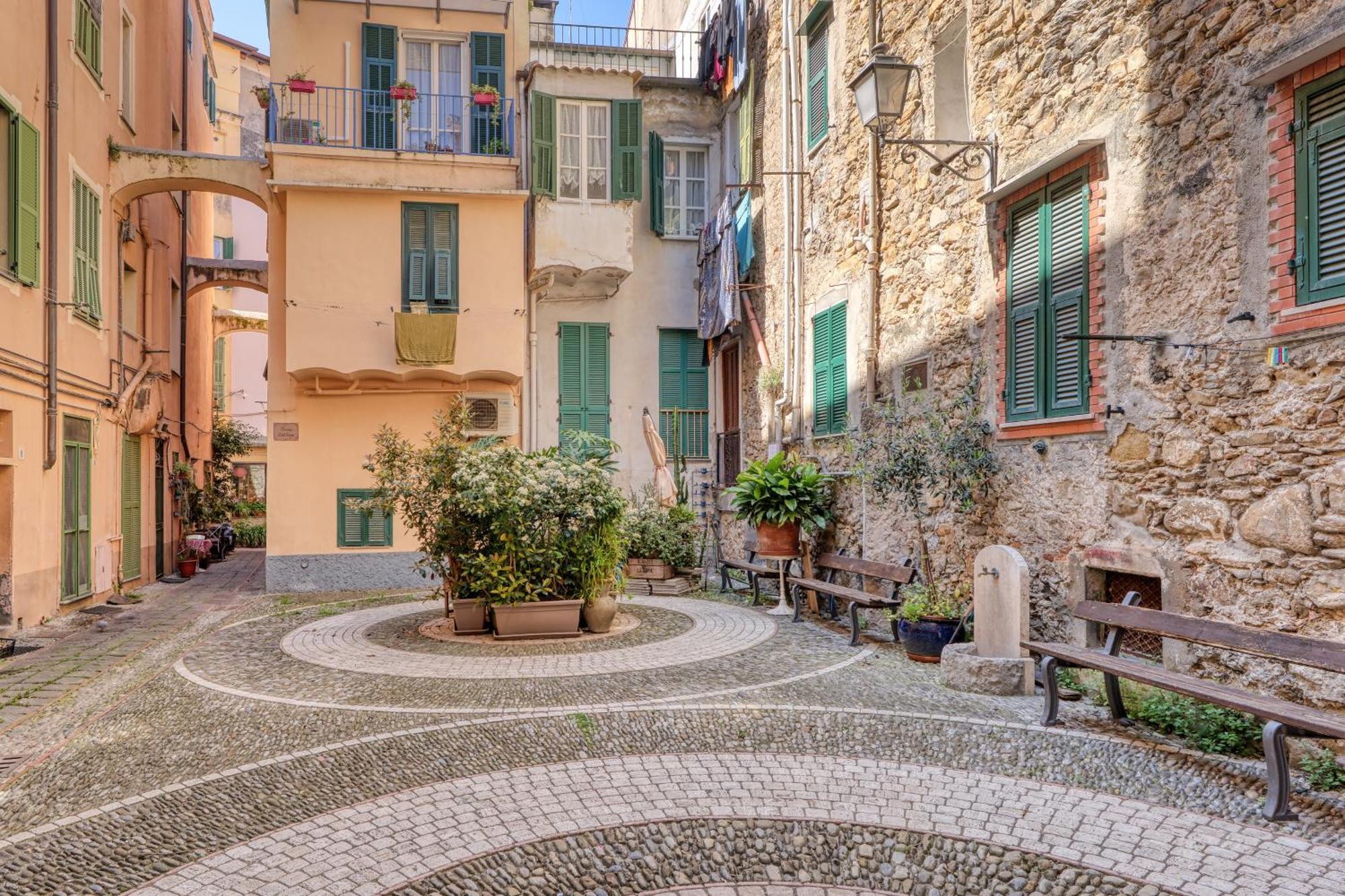 Apartmán Casa Dritta Bordighera Exteriér fotografie